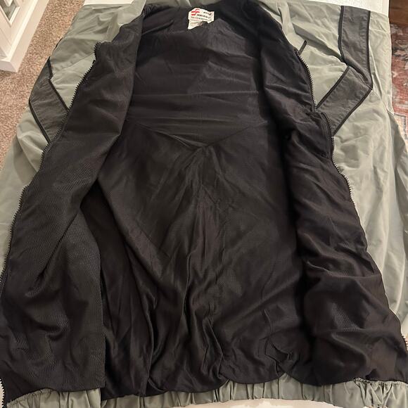 Vintage 1990 Skilcraft Gray/Black ARMY Reflective Lined, Windbreaker Jacket- L - Picture 6 of 10